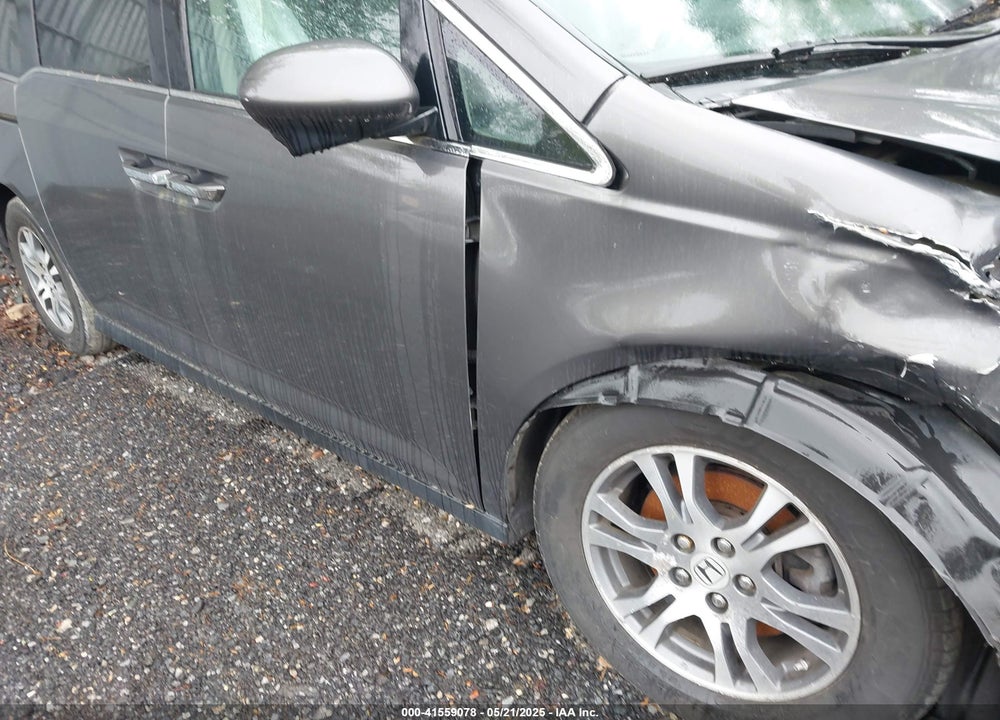 2015 HONDA ODYSSEY EX-L VIN: 5FNRL5H69FB094622