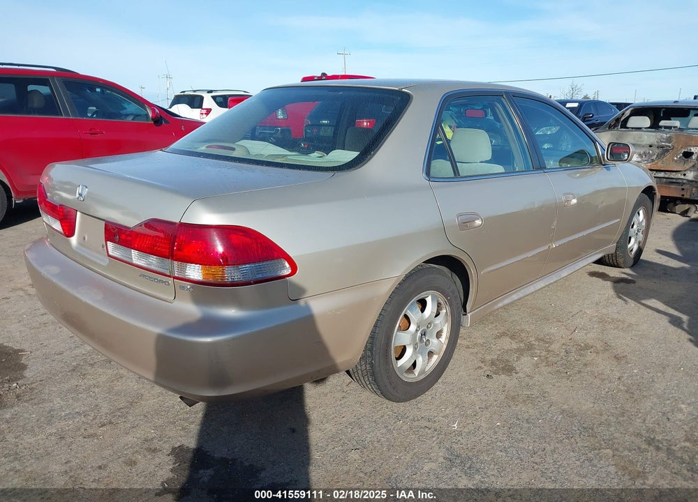 2001 HONDA ACCORD 2.3 EX VIN: JHMCG66831C016281