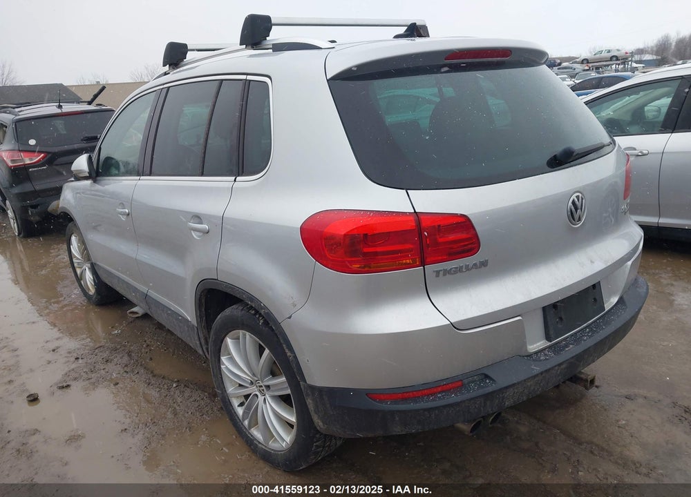 2015 VOLKSWAGEN TIGUAN VIN: WVGBV7AX6FW559245
