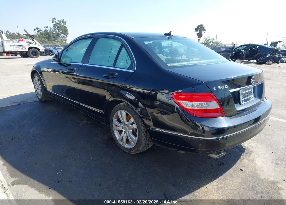 2008 MERCEDES C300 VIN: WDDGF54X28F061365