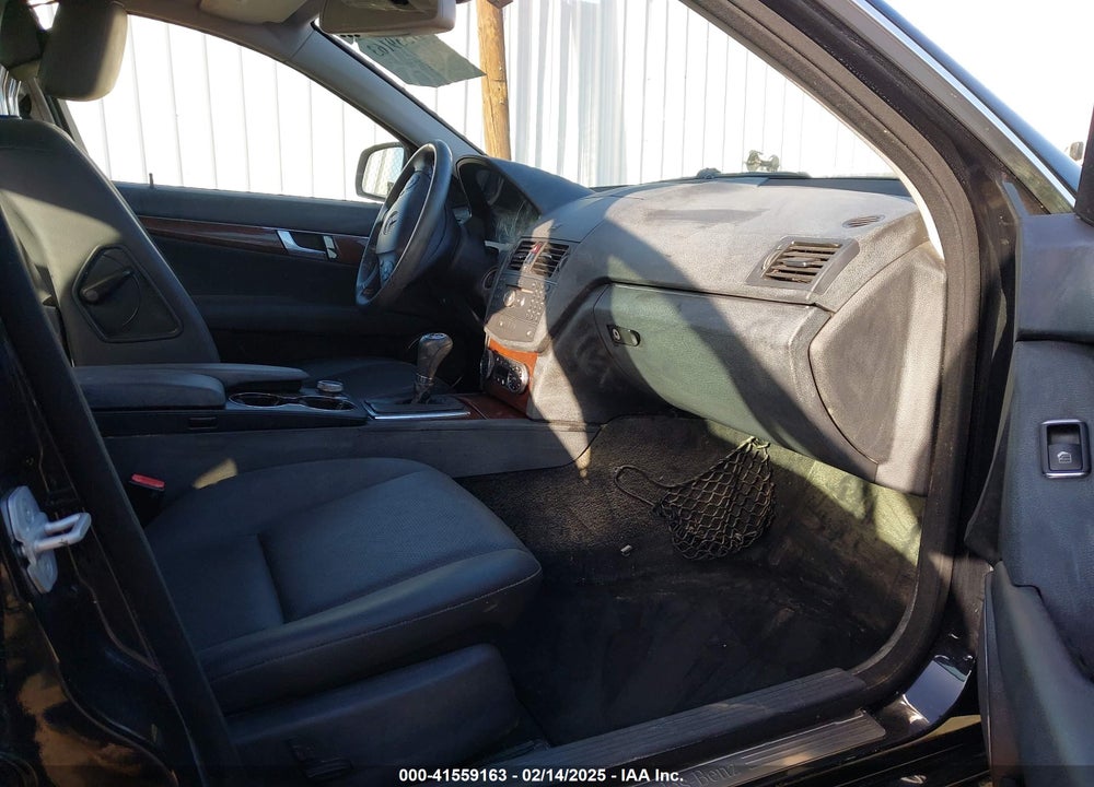 2008 MERCEDES C300 VIN: WDDGF54X28F061365