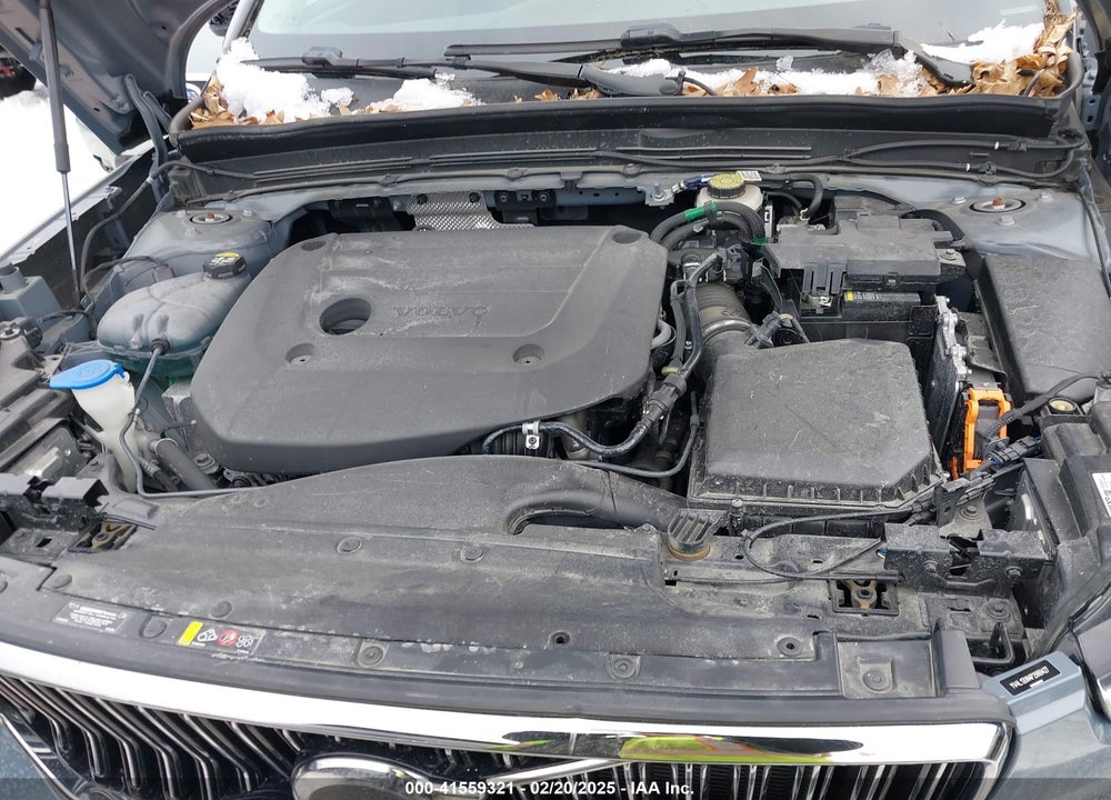 2023 VOLVO XC40 VIN: YV4L12UN4P2989427