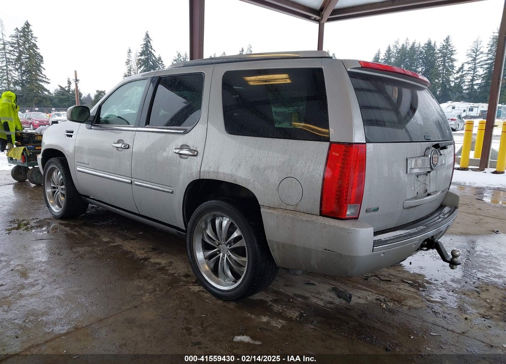 2011 CADILLAC ESCALADE PREMIUM VIN: 1GYS4CEF0BR127688
