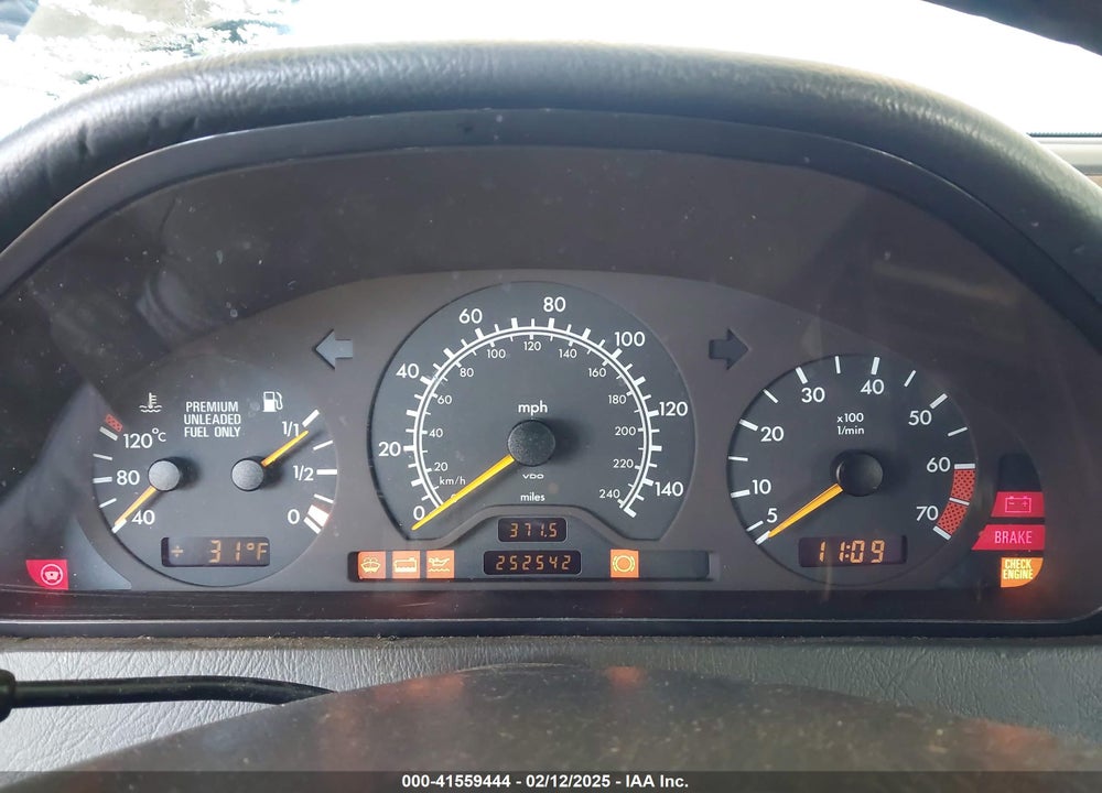 1997 MERCEDES-BENZ C 230 VIN: WDBHA23E8VF534465