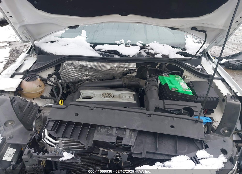 2016 VOLKSWAGEN TIGUAN R-LINE VIN: WVGBV7AX6GW049513