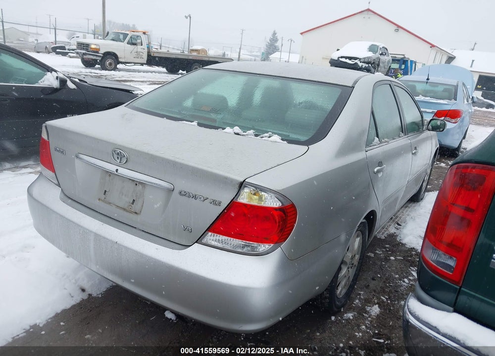 2005 TOYOTA CAMRY XLE V6 VIN: 4T1BF30K75U084503