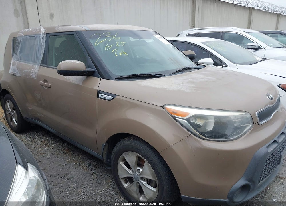 2015 KIA SOUL VIN: KNDJN2A22F7215171