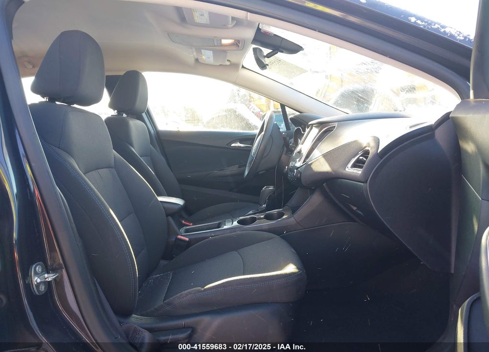 2017 CHEVROLET CRUZE VIN: 1G1BE5SM2H7227905