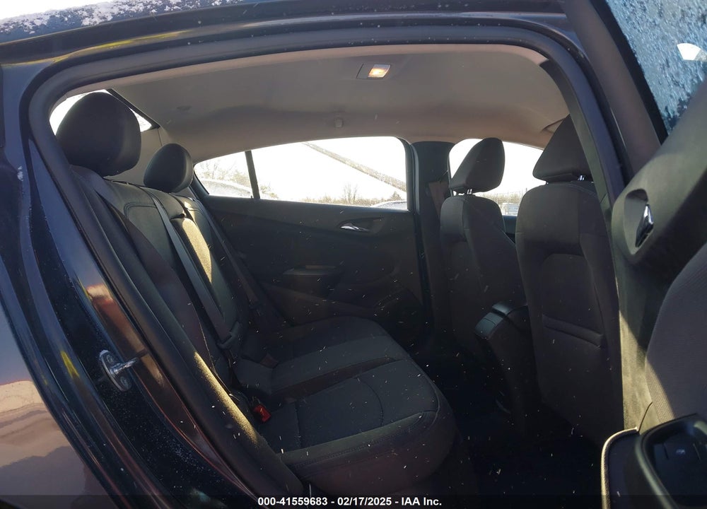 2017 CHEVROLET CRUZE VIN: 1G1BE5SM2H7227905