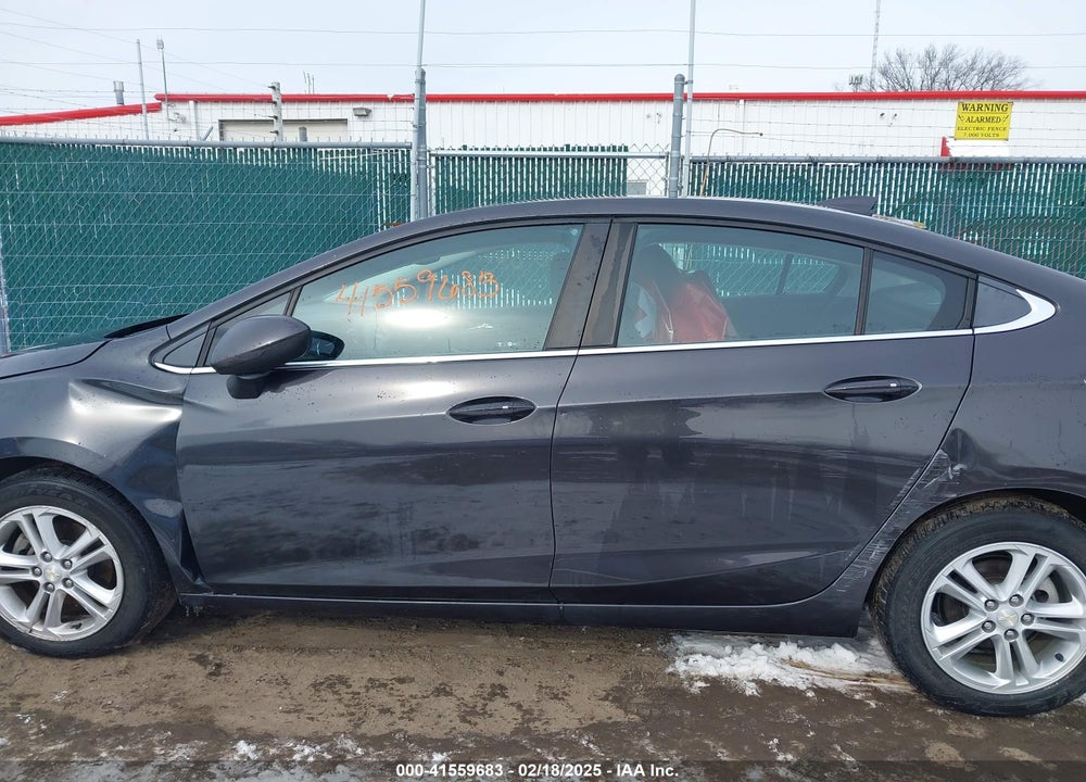 2017 CHEVROLET CRUZE VIN: 1G1BE5SM2H7227905