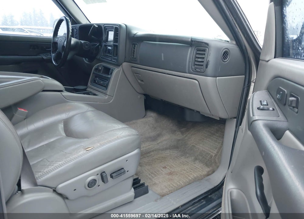 2003 CHEVROLET TAHOE VIN: 1GNEK13Z83J250379