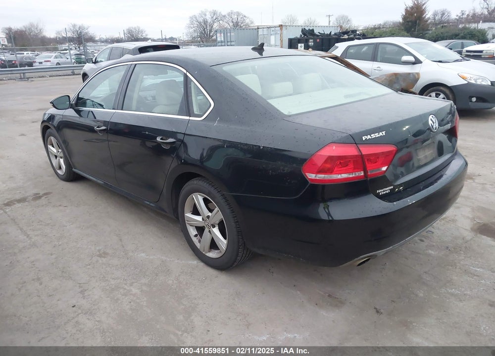 2012 VOLKSWAGEN PASSAT 2.5L SE VIN: 1VWBP7A35CC003403