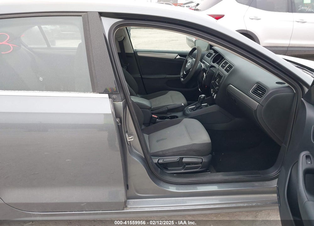 2017 VOLKSWAGEN JETTA VIN: 3VW2B7AJ7HM360522
