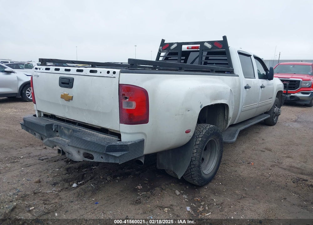 2010 CHEVROLET SILVERADO 3500HD LT VIN: 1GC7K0BGXAF142812
