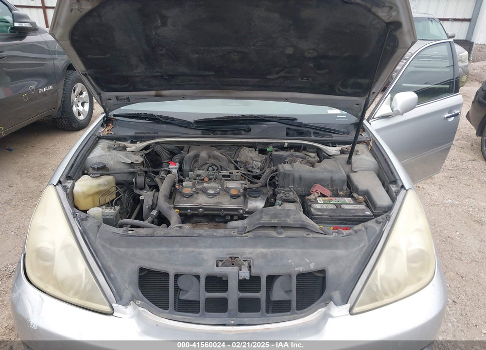 2005 LEXUS ES 330 VIN: JTHBA30G055122323