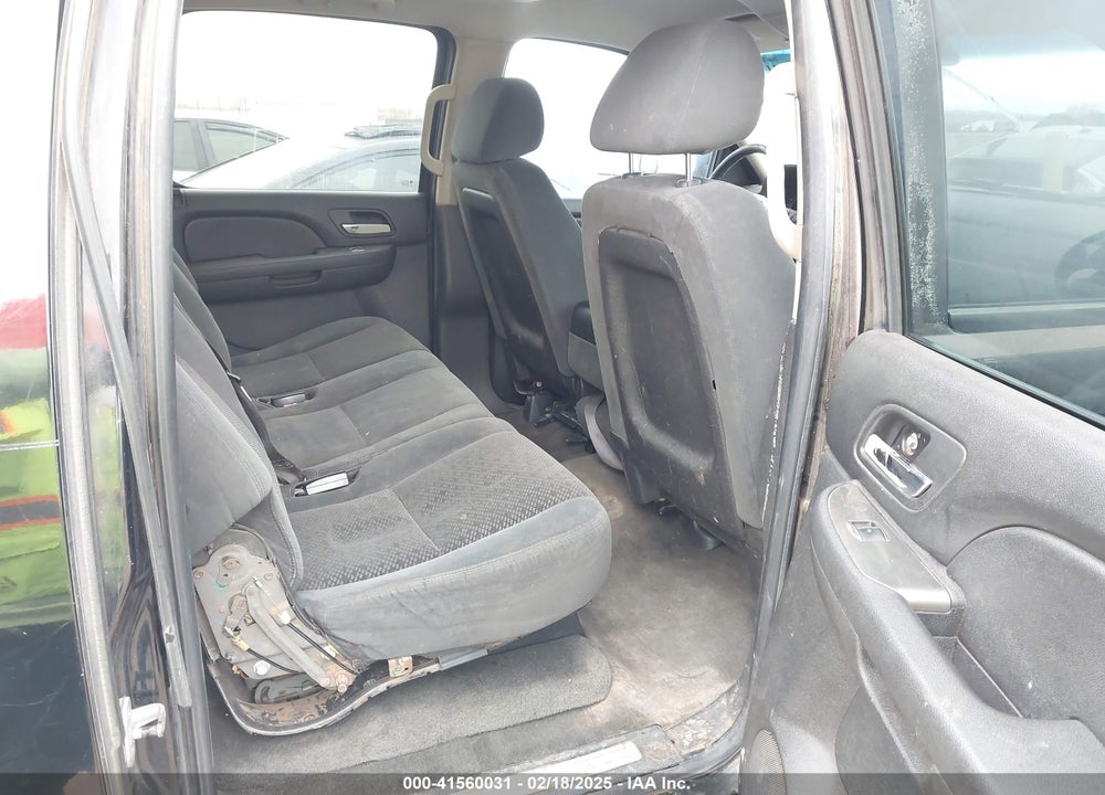 2007 CHEVROLET SUBURBAN 1500 LS VIN: 1GNFC16007J317898