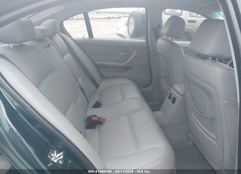 2008 BMW 328I VIN: WBAVA33568K055481