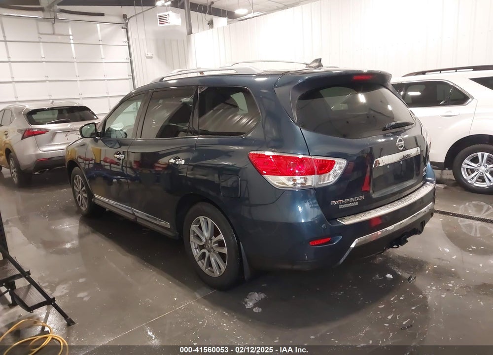 2015 NISSAN PATHFINDER SL VIN: 5N1AR2MM5FC686431