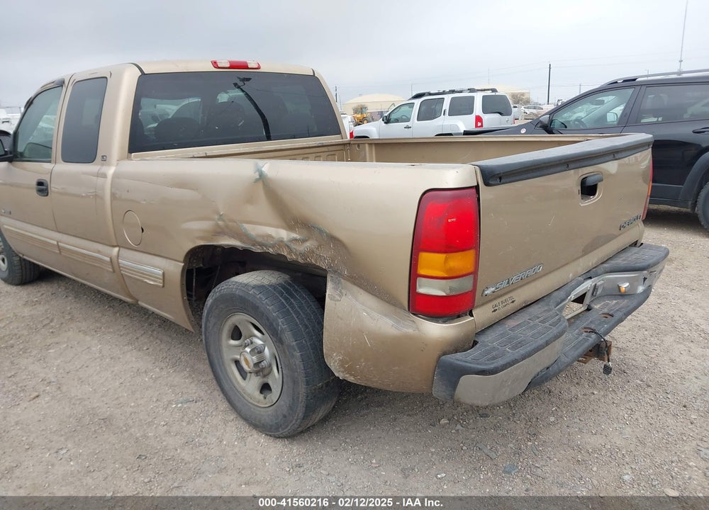 1999 CHEVROLET SILVERADO 1500 LS VIN: 2GCEC19T4X1191100