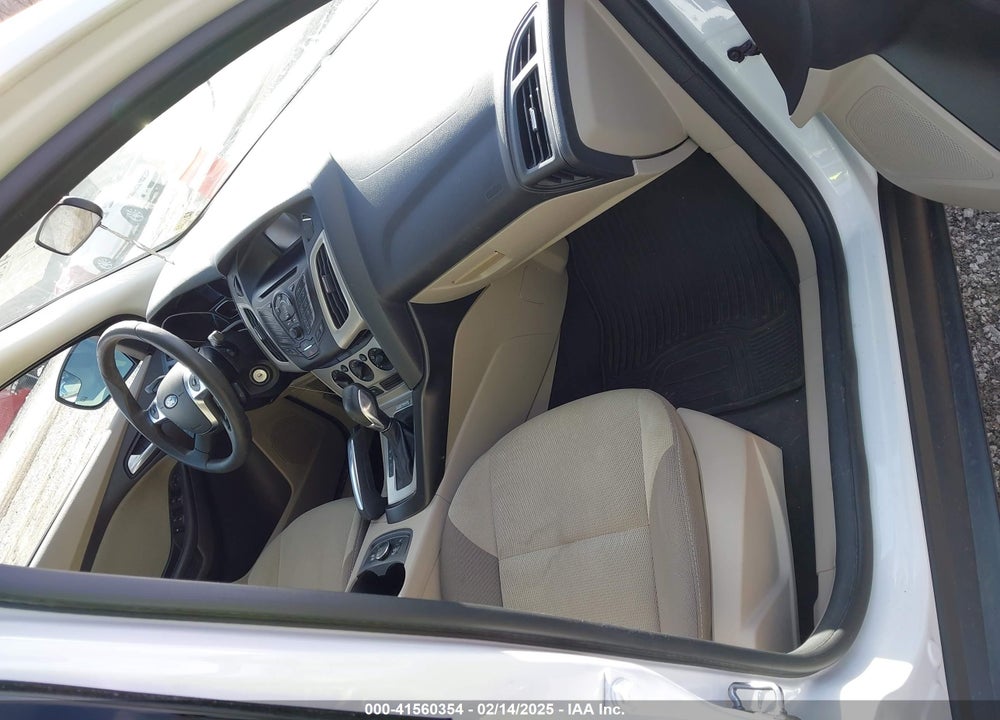 2013 FORD FOCUS SE VIN: 1FADP3F28DL255478