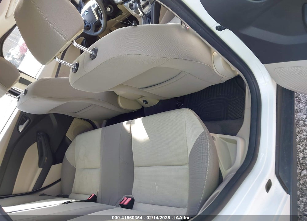 2013 FORD FOCUS SE VIN: 1FADP3F28DL255478
