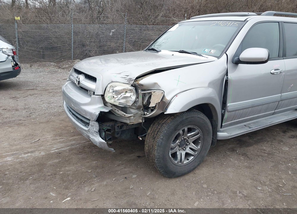 2005 TOYOTA SEQUOIA SR5 V8 VIN: 5TDBT44A95S246415