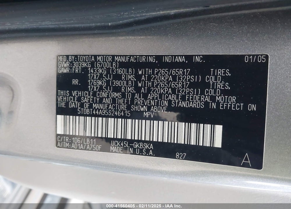 2005 TOYOTA SEQUOIA SR5 V8 VIN: 5TDBT44A95S246415