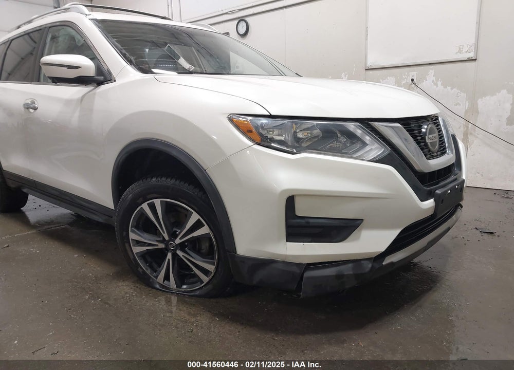 2019 NISSAN ROGUE SV VIN: JN8AT2MV8KW397796