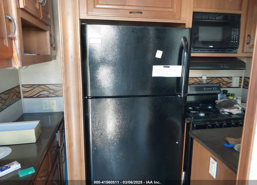 2012 CROSSROADS HAMPTON TRAVEL TRAILER VIN: 4V0TC3821CG002711