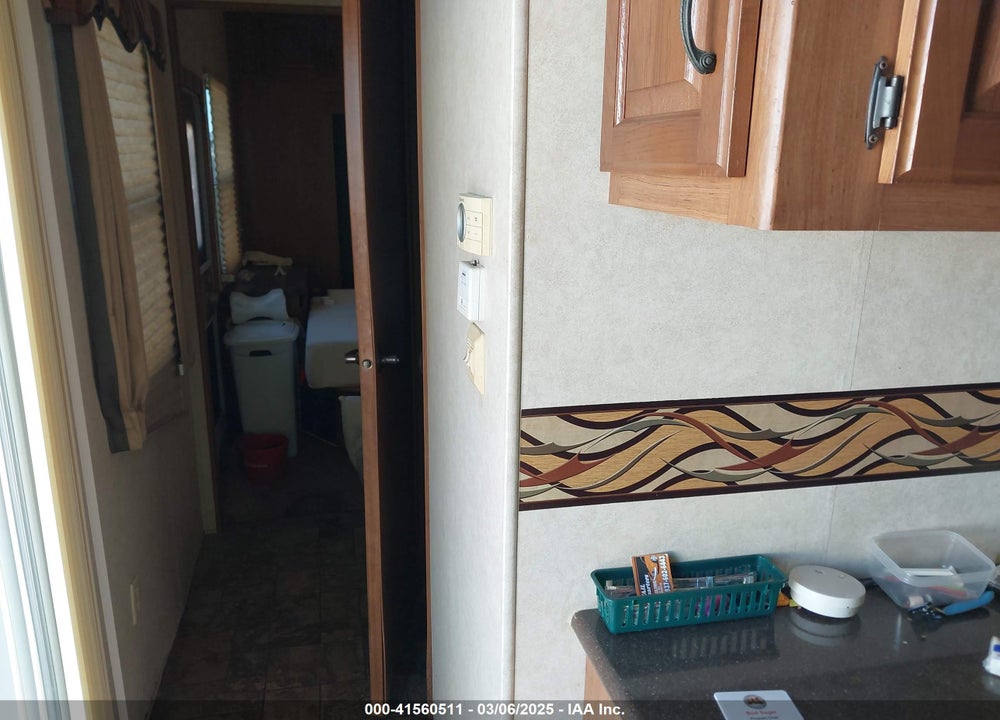 2012 CROSSROADS HAMPTON TRAVEL TRAILER VIN: 4V0TC3821CG002711