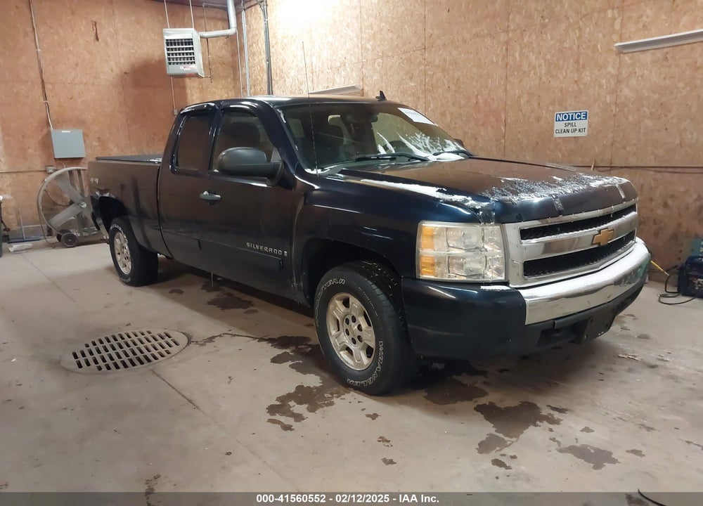 2008 CHEVROLET SILVERADO 1500 LT1 VIN: 1GCEK19068E171651
