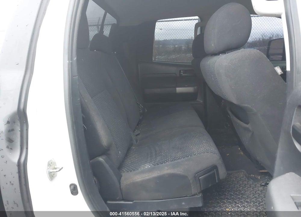2012 TOYOTA TUNDRA SR5 5.7L V8 VIN: 5TFCY5F10CX013703