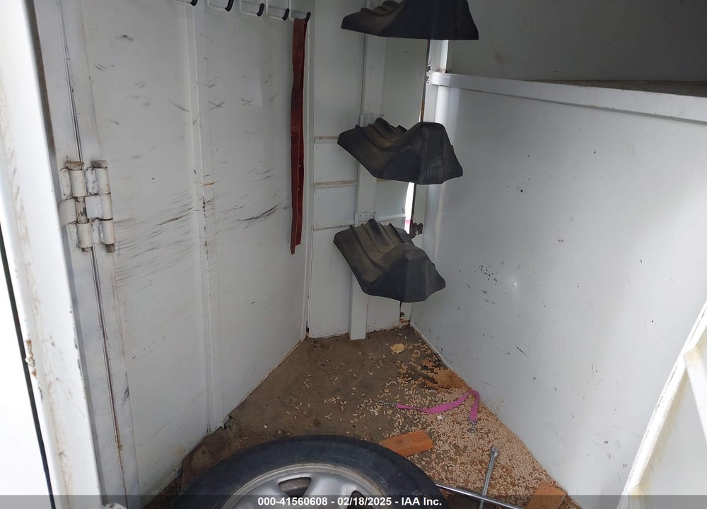 2013 CALICO 5TH WHEEL VIN: 4GAHG1628D1000185