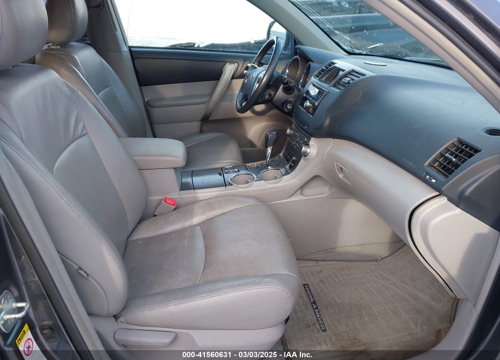 2010 TOYOTA HIGHLANDER SE V6 VIN: 5TDJK3EH7AS029251