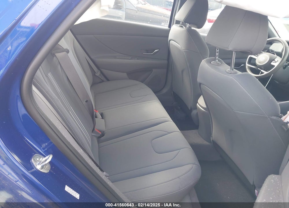 2023 HYUNDAI ELANTRA VIN: KMHLS4AG5PU519375