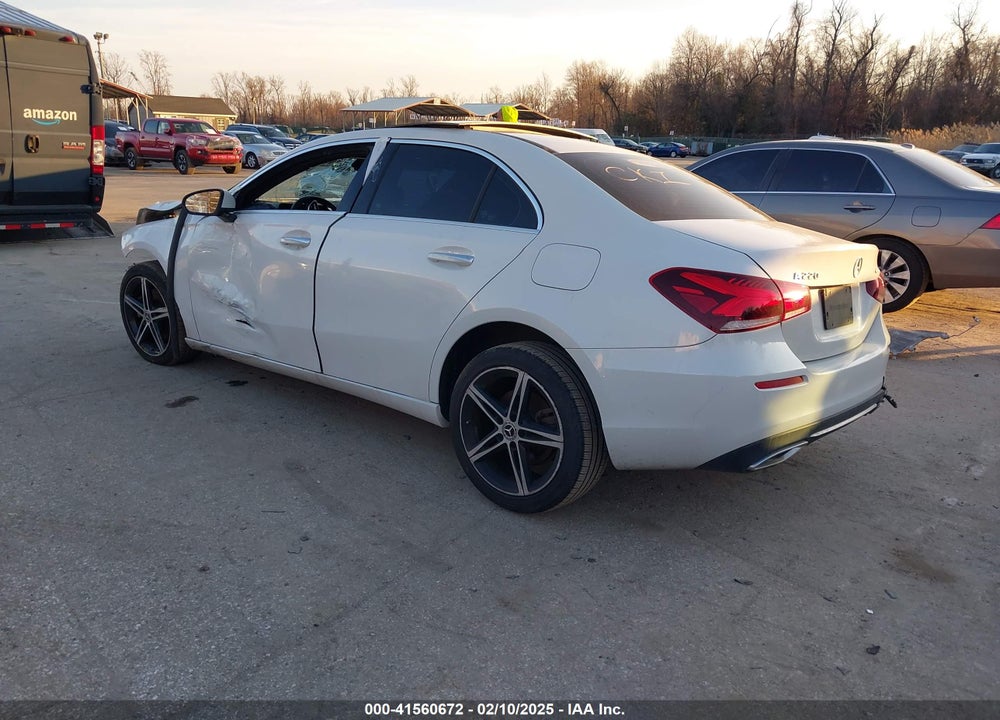 2019 MERCEDES-BENZ A 220 4MATIC VIN: WDD3G4FB5KW022123