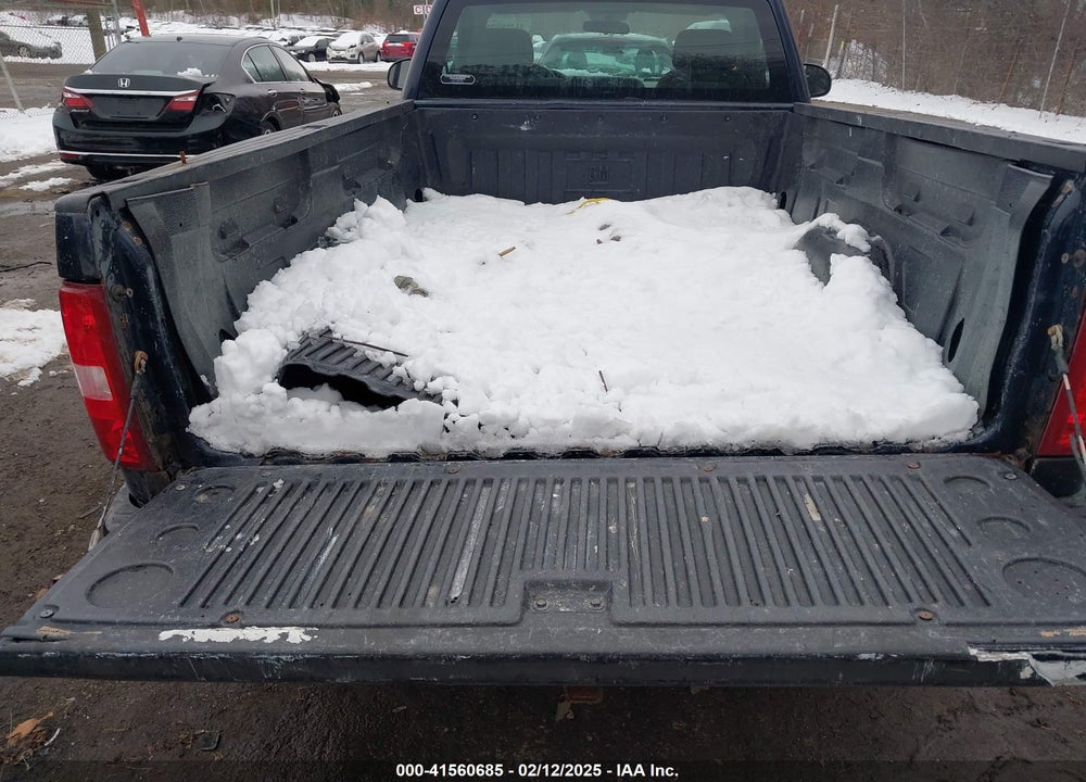 2011 CHEVROLET SILVERADO 1500 VIN: 1GCNKPEA6BZ263845