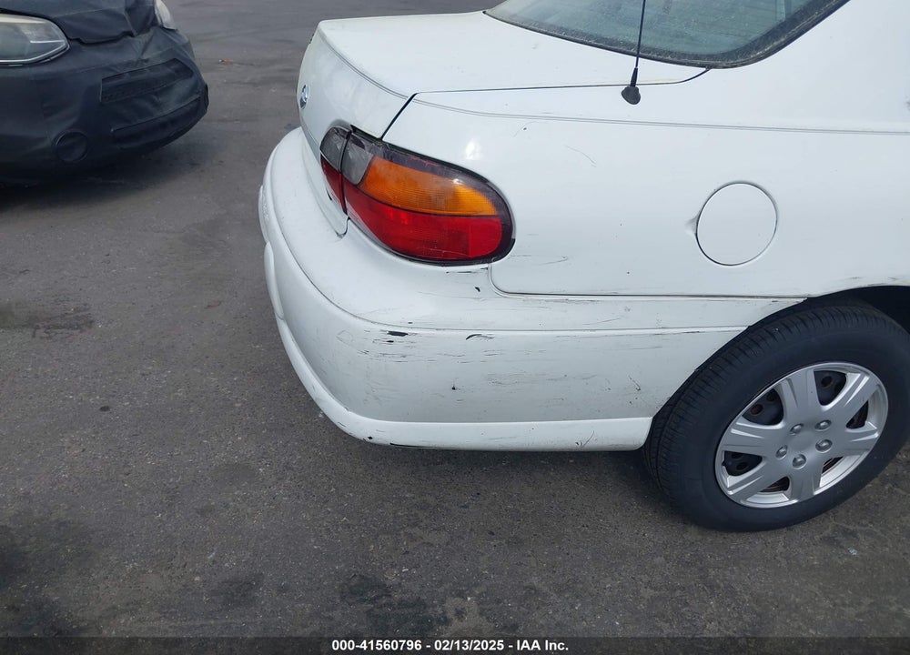 2002 CHEVROLET MALIBU VIN: 1G1ND52J82M528368