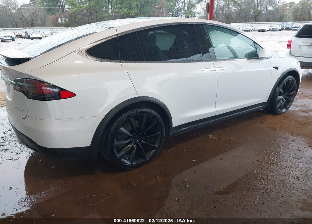 2021 TESLA MODEL X VIN: 5YJXCDE25MF322485