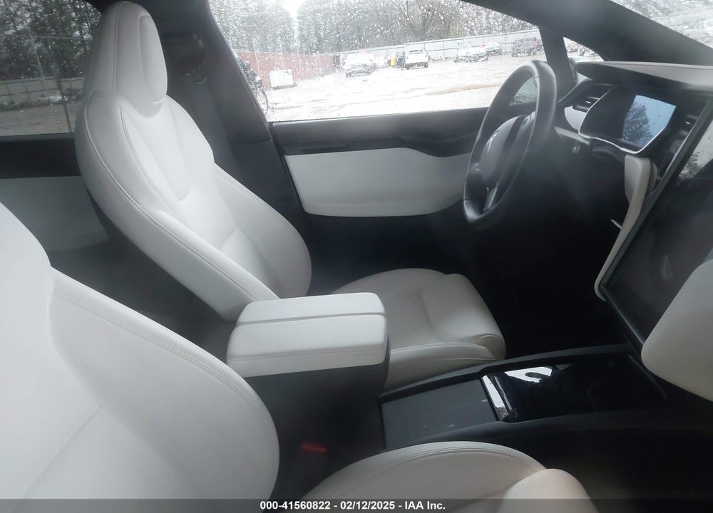 2021 TESLA MODEL X VIN: 5YJXCDE25MF322485
