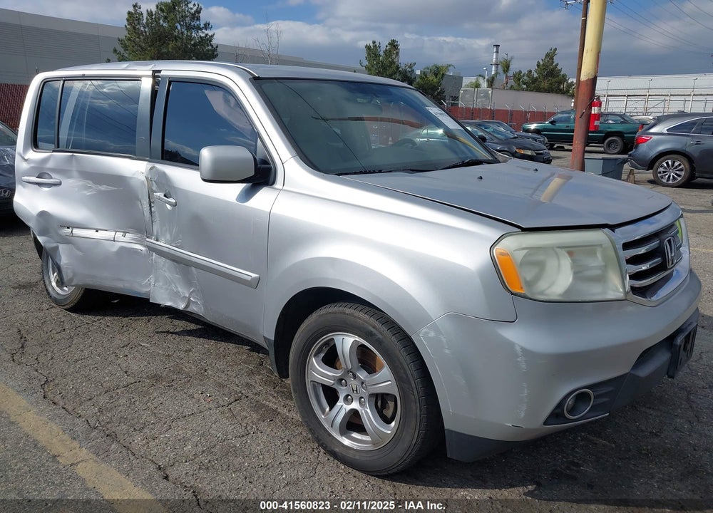 2014 HONDA PILOT EX VIN: 5FNYF3H41EB006893