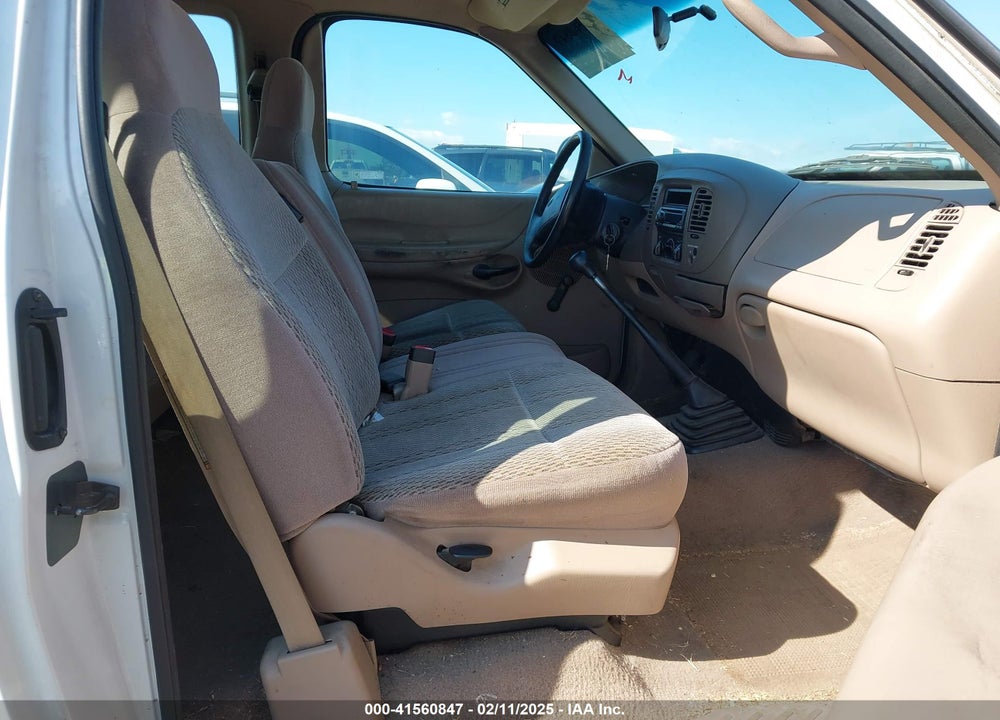 1998 FORD F-150 STANDARD/XL/XLT VIN: 1FTZX1721WNB12737