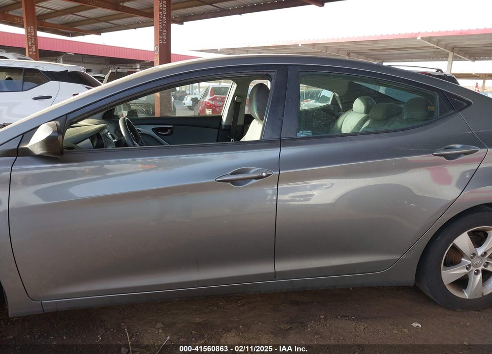 2013 HYUNDAI ELANTRA VIN: 5NPDH4AE8DH321384