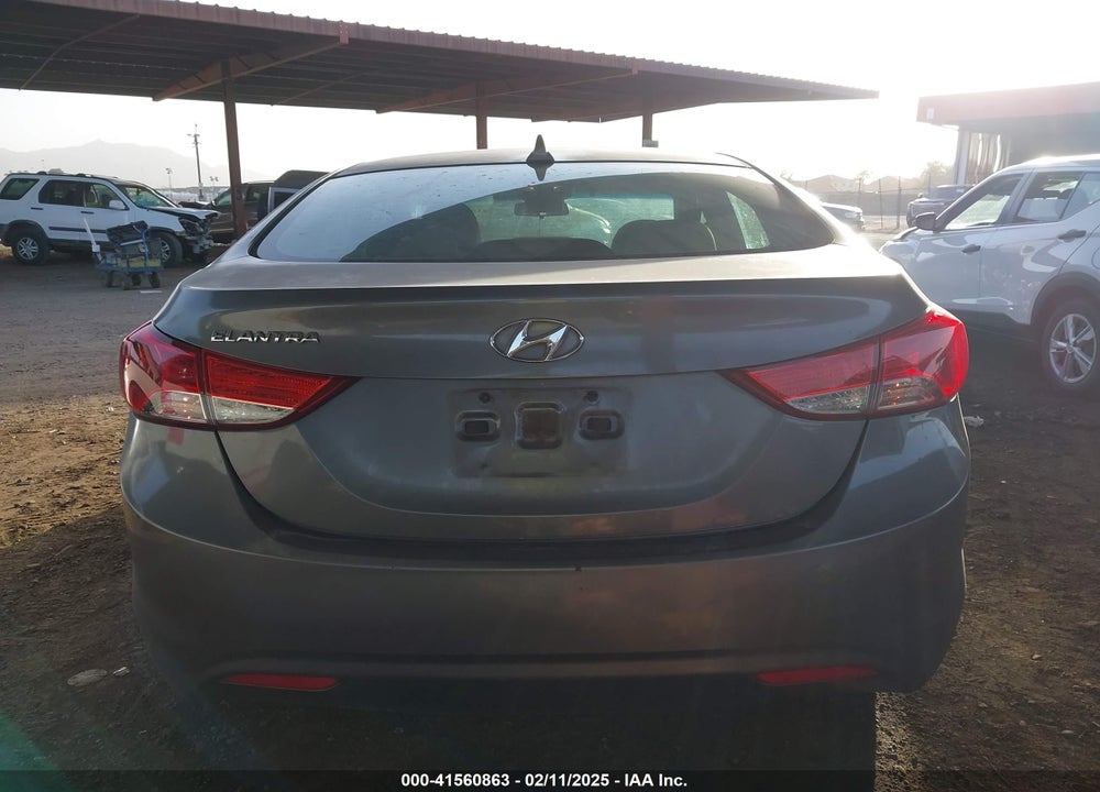 2013 HYUNDAI ELANTRA VIN: 5NPDH4AE8DH321384