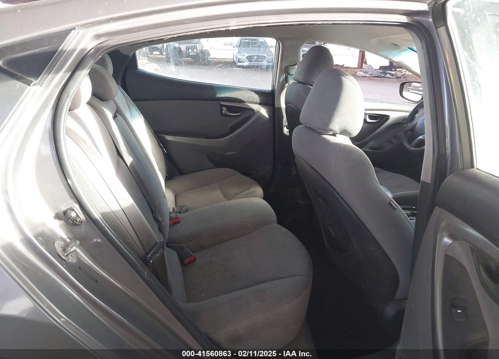 2013 HYUNDAI ELANTRA VIN: 5NPDH4AE8DH321384