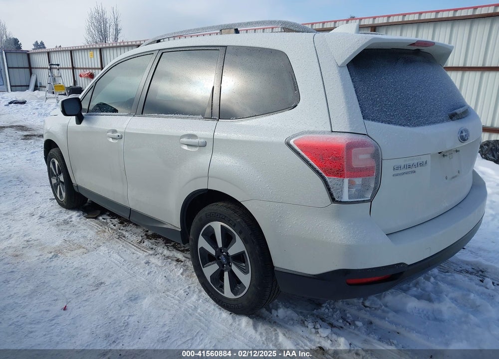 2018 SUBARU FORESTER 2.5I PREMIUM VIN: JF2SJADC8JH406001