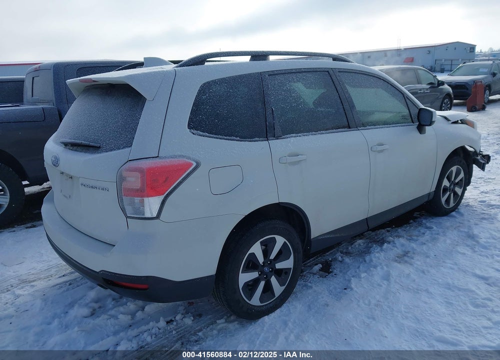 2018 SUBARU FORESTER 2.5I PREMIUM VIN: JF2SJADC8JH406001
