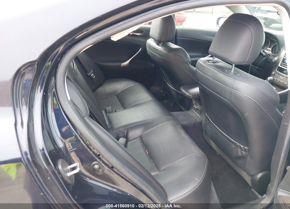 2009 LEXUS IS 250 VIN: JTHBK262195104051