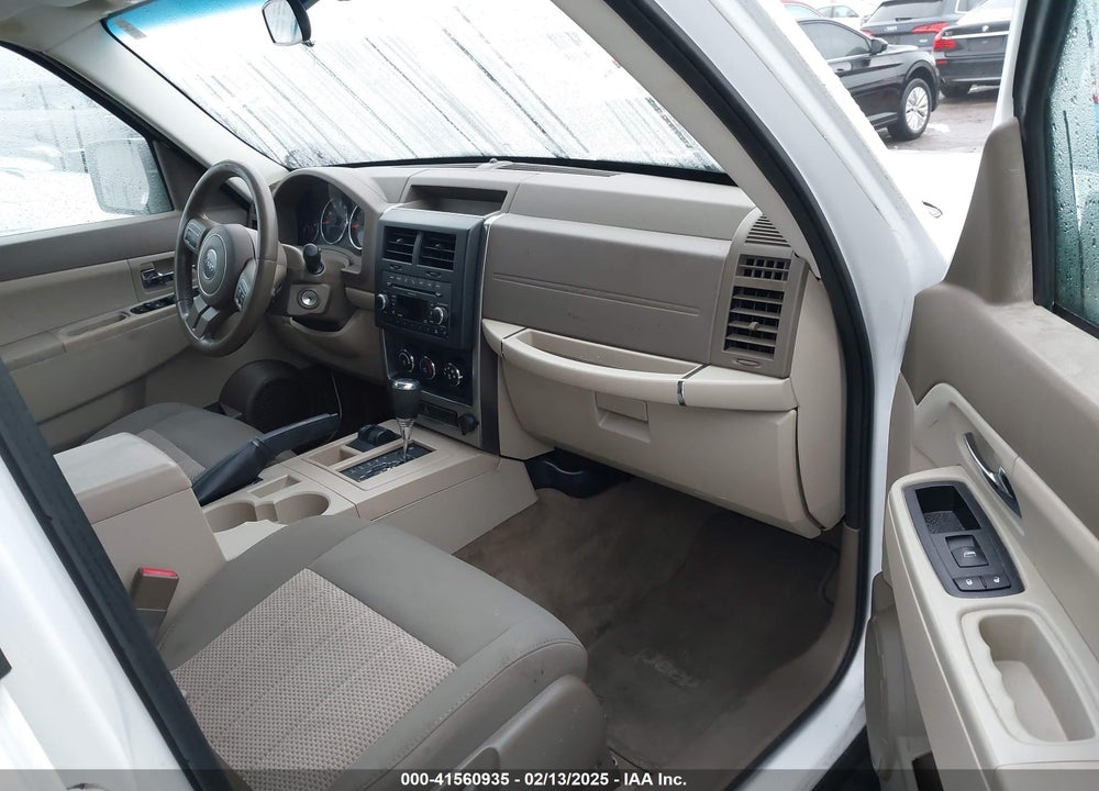 2011 JEEP LIBERTY SPORT VIN: 1J4PN2GK9BW583598