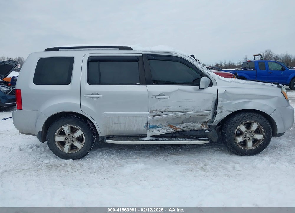 2011 HONDA PILOT EX-L VIN: 5FNYF4H63BB002606